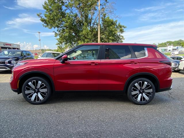2025 Mitsubishi Outlander SE