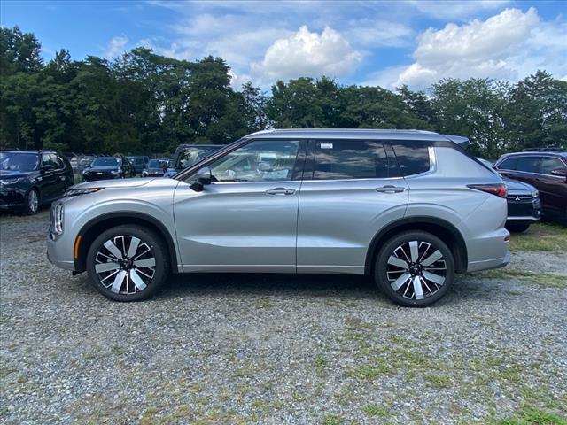2025 Mitsubishi Outlander SEL
