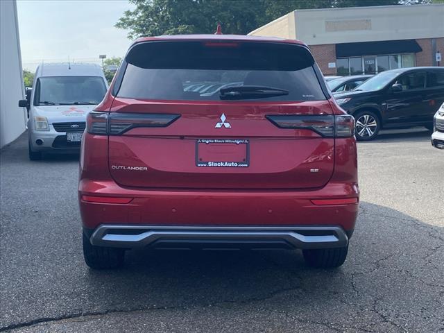 2025 Mitsubishi Outlander SE