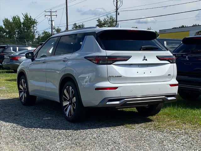 2025 Mitsubishi Outlander SEL