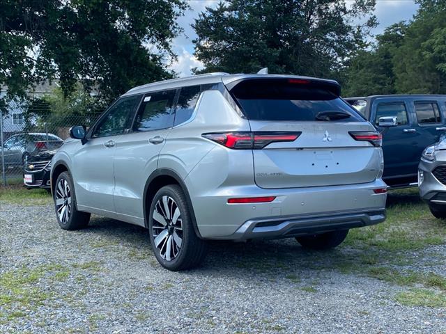 2025 Mitsubishi Outlander SEL