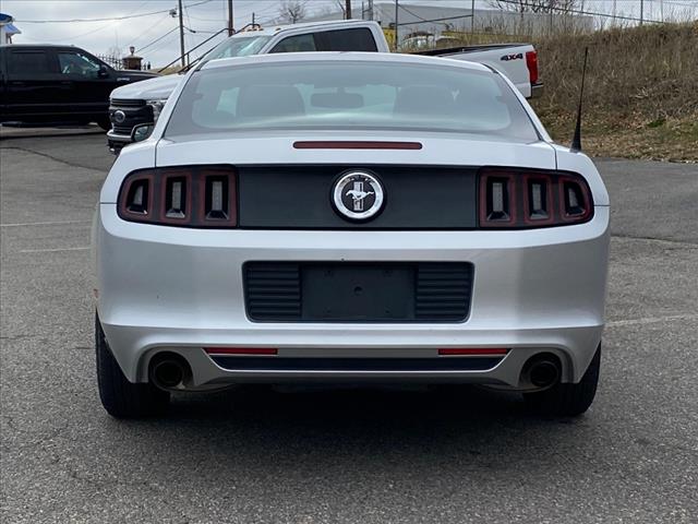 2014 Ford Mustang V6
