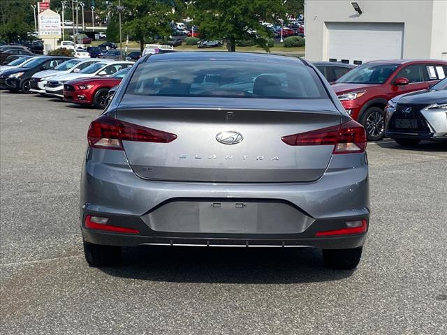 2020 Hyundai ELANTRA SE