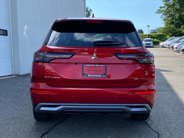 2025 Mitsubishi Outlander SE
