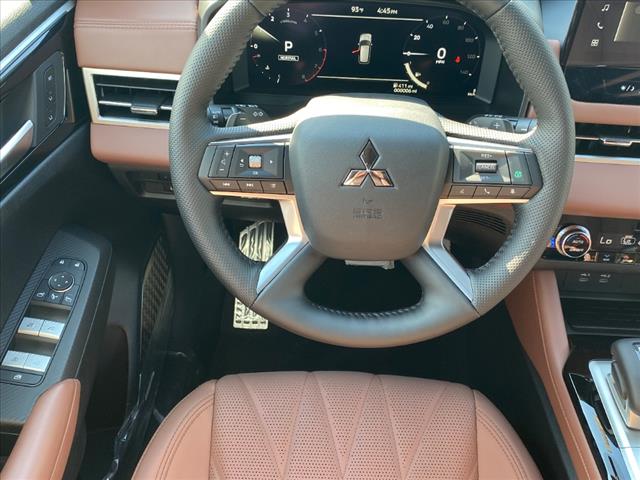 2025 Mitsubishi Outlander SEL