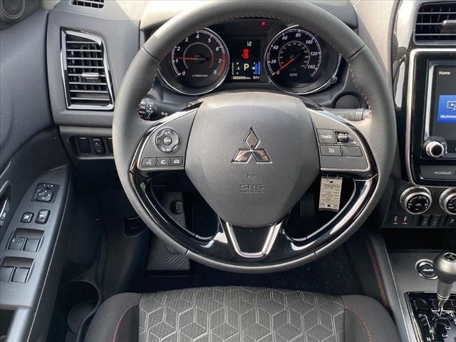 2025 Mitsubishi Outlander Sport LE