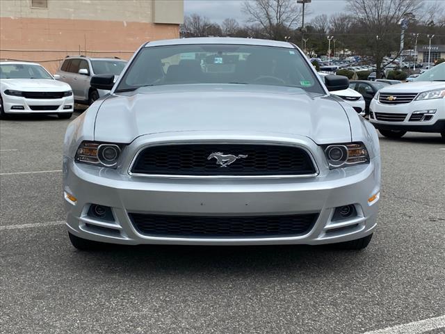 2014 Ford Mustang V6