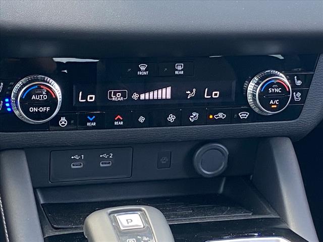 2025 Mitsubishi Outlander SEL