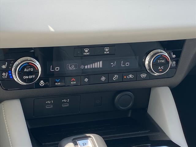 2025 Mitsubishi Outlander SEL