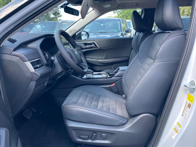 2025 Mitsubishi Outlander Trail Edition