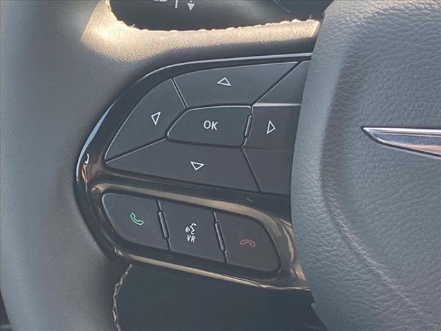 2023 Chrysler Pacifica Plug-In Hybrid Hybrid Limited