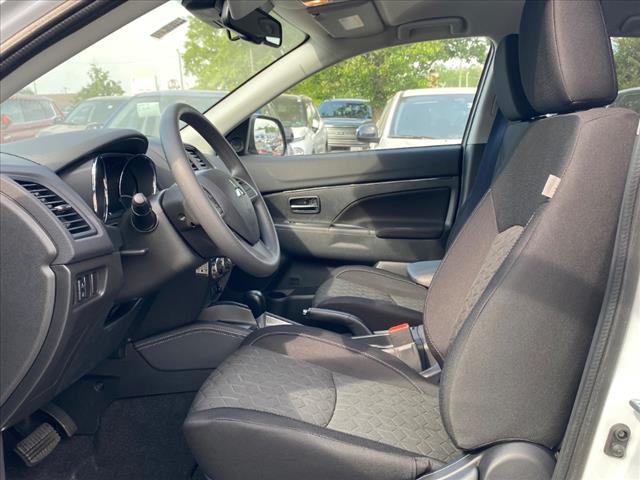 2025 Mitsubishi Outlander Sport ES