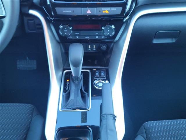 2025 Mitsubishi Eclipse Cross LE