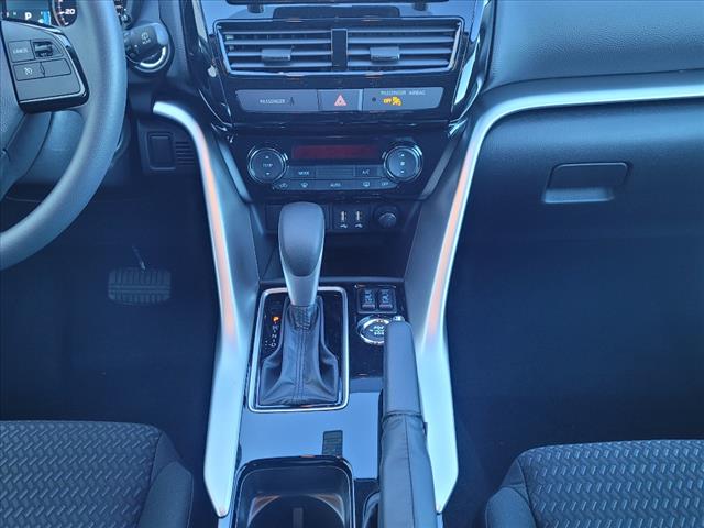 2025 Mitsubishi Eclipse Cross LE