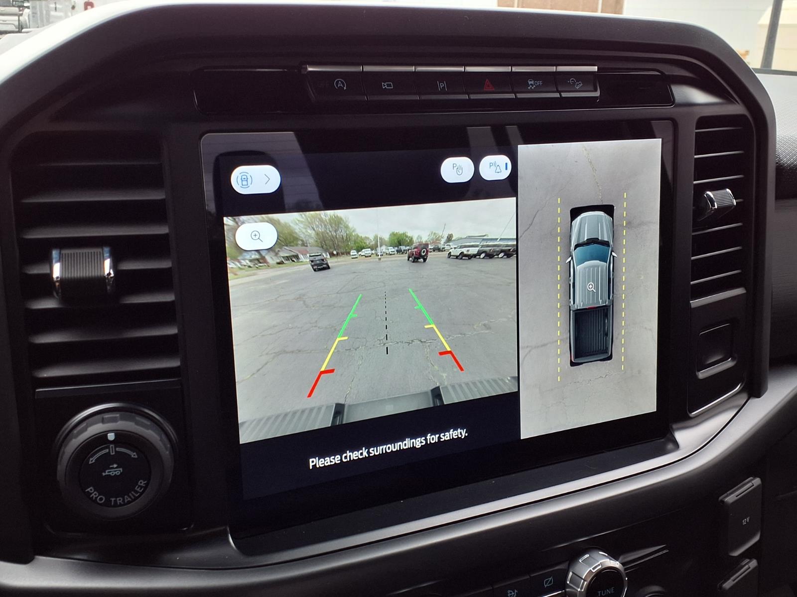 View vehicle photo 5