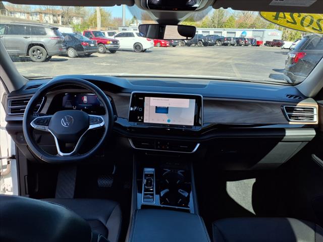 2024 Volkswagen Atlas SE