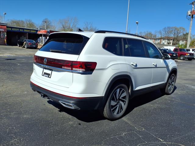 2024 Volkswagen Atlas SE