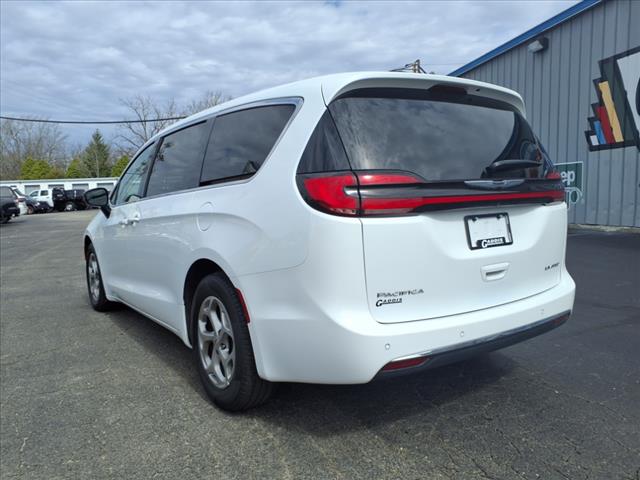 2024 Chrysler Pacifica Limited