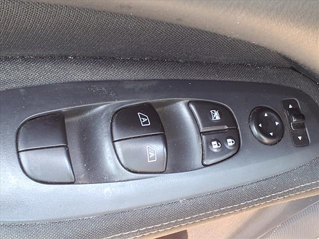 2017 Nissan Pathfinder SV