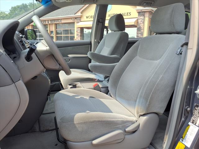 2006 Toyota Sienna LE 7 Passenger