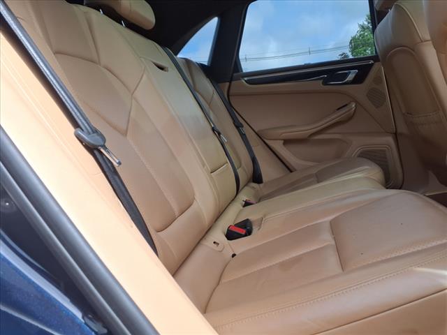 2017 Porsche Macan Turbo