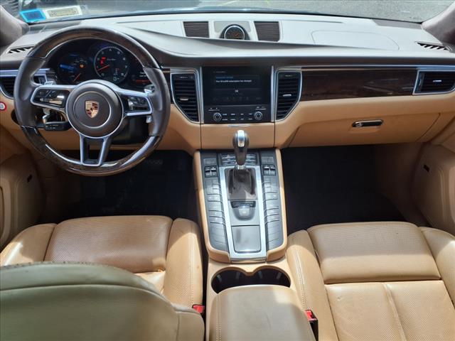 2017 Porsche Macan Turbo