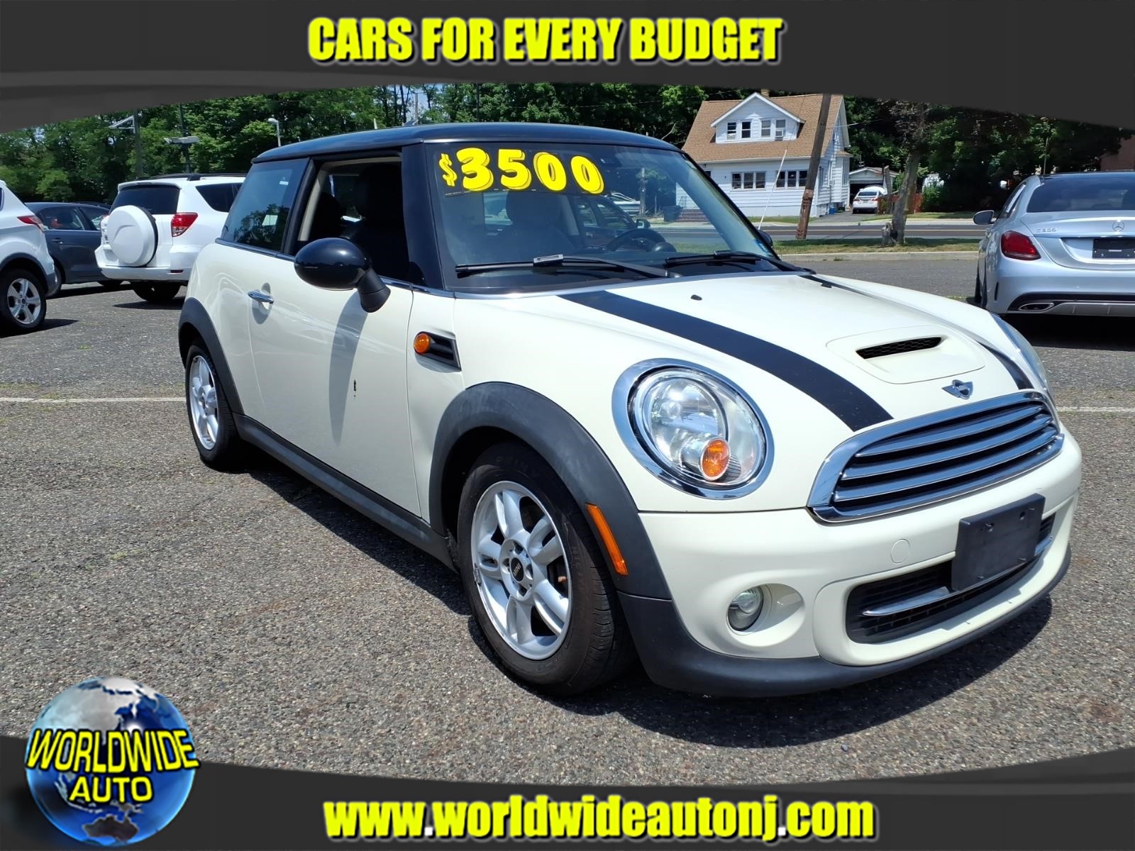 Pepper White 2013 MINI Cooper Hatchback FWD Hatchback Front-Wheel Drive 6-Speed Manual