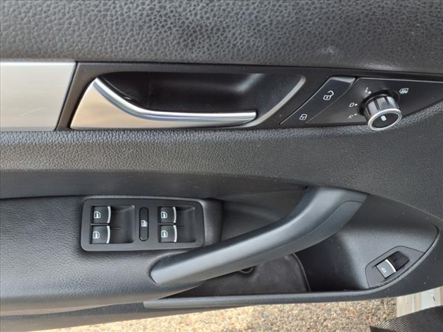 2012 Volkswagen Passat SE PZEV