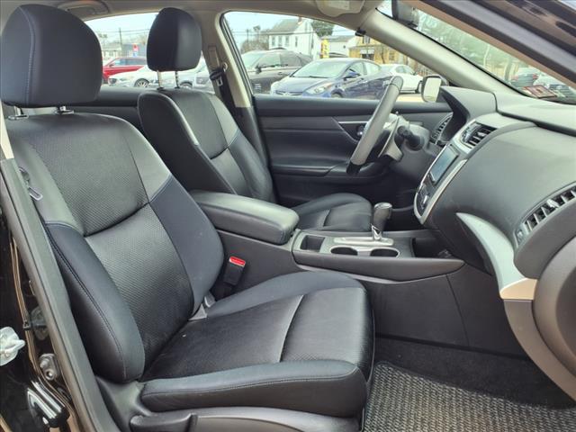 2016 Nissan Altima 2.5 SR