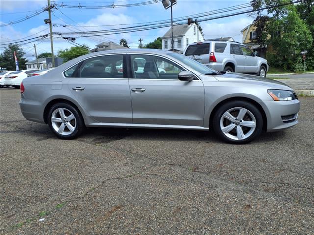 2012 Volkswagen Passat SE PZEV