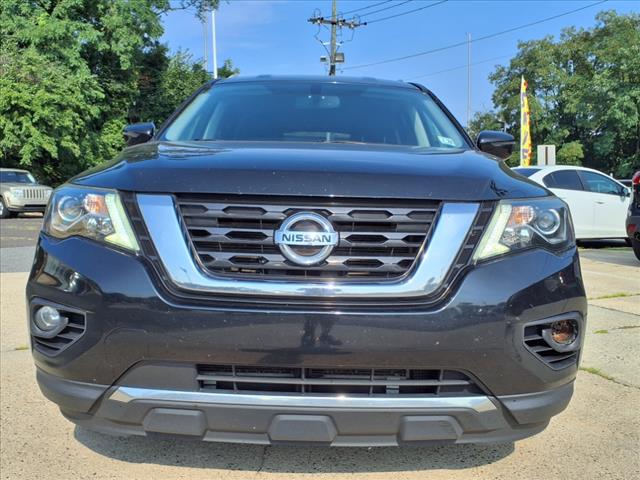 2017 Nissan Pathfinder SV