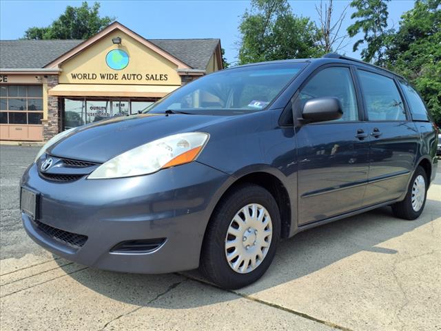 2006 Toyota Sienna LE 7 Passenger