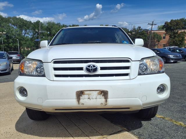 2005 Toyota Highlander Base