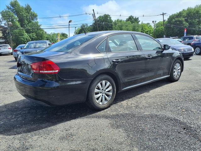 2012 Volkswagen Passat S PZEV