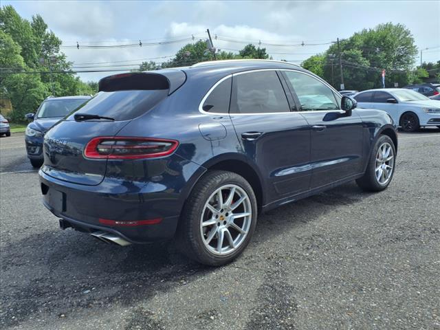 2017 Porsche Macan Turbo