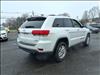 2018 Jeep Grand Cherokee Laredo - thumbnail 3