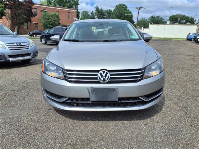 2012 Volkswagen Passat SE PZEV