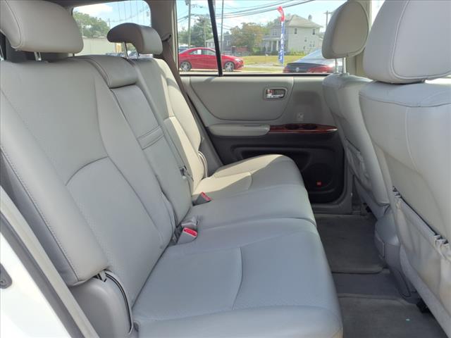2005 Toyota Highlander Base