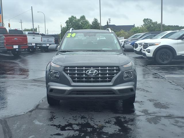 2024 Hyundai VENUE SEL
