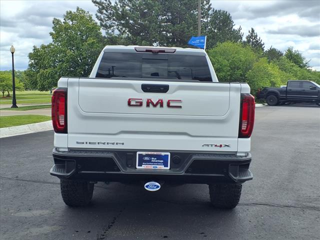 2023 GMC Sierra 1500 AT4X