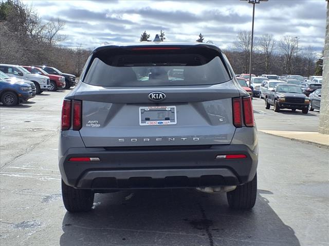 2021 Kia Sorento S