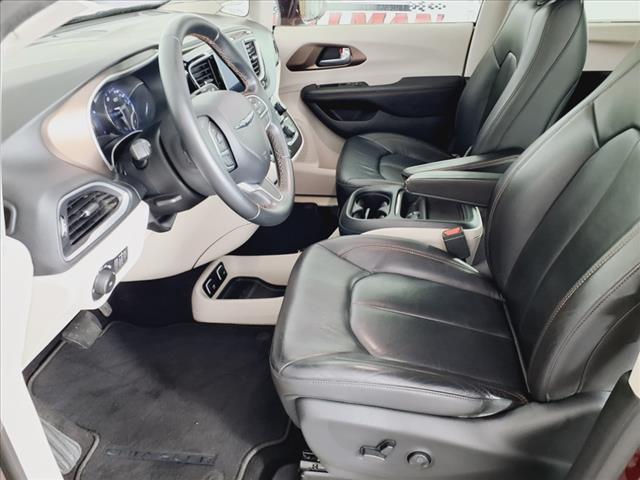 2017 Chrysler Pacifica Touring L