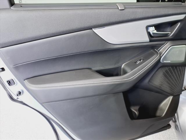 2025 Acura MDX w/Tech