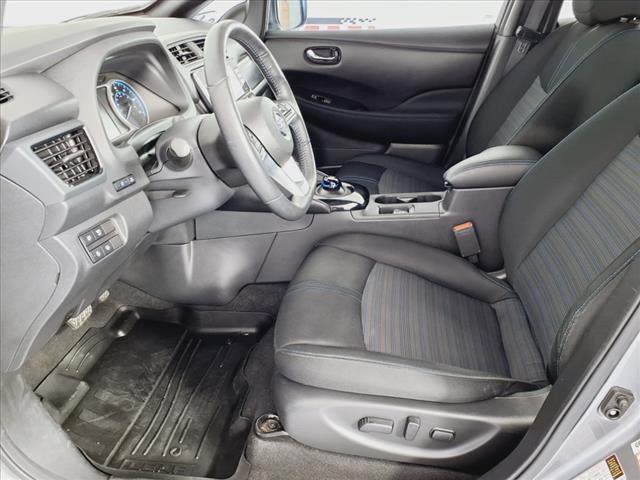 2022 Nissan LEAF SV
