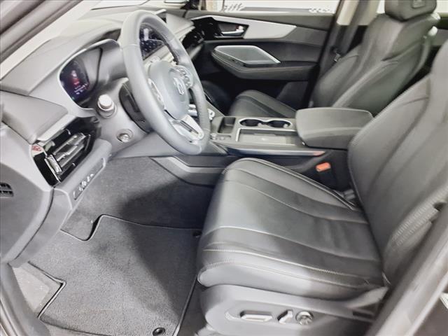 2025 Acura MDX w/Tech