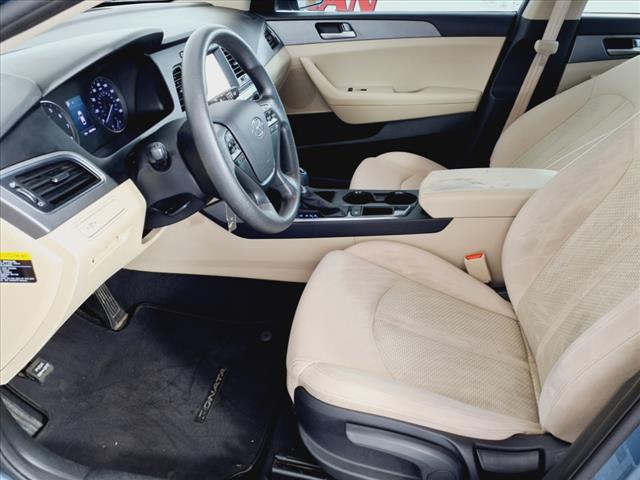 2017 Hyundai SONATA SE