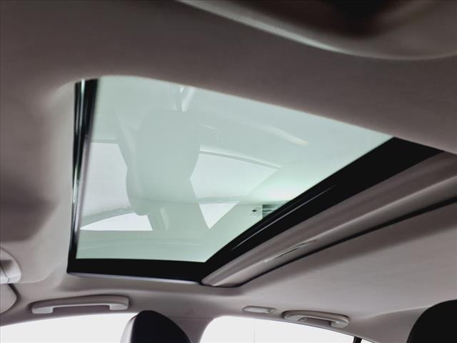 2011 INFINITI G25 Sedan Journey