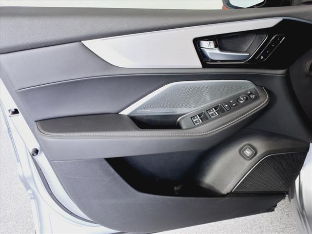 2025 Acura MDX w/Tech