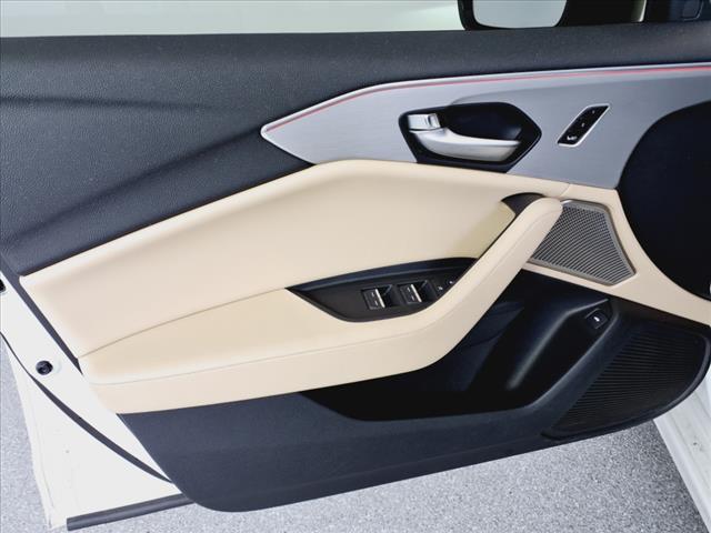 2025 Acura TLX w/Tech