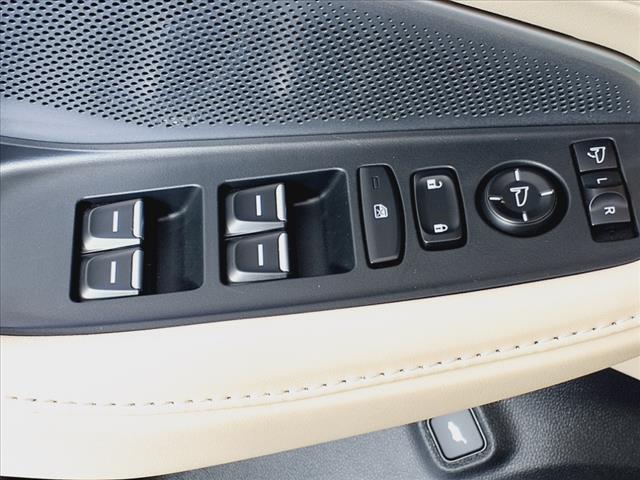 2025 Acura MDX w/Tech
